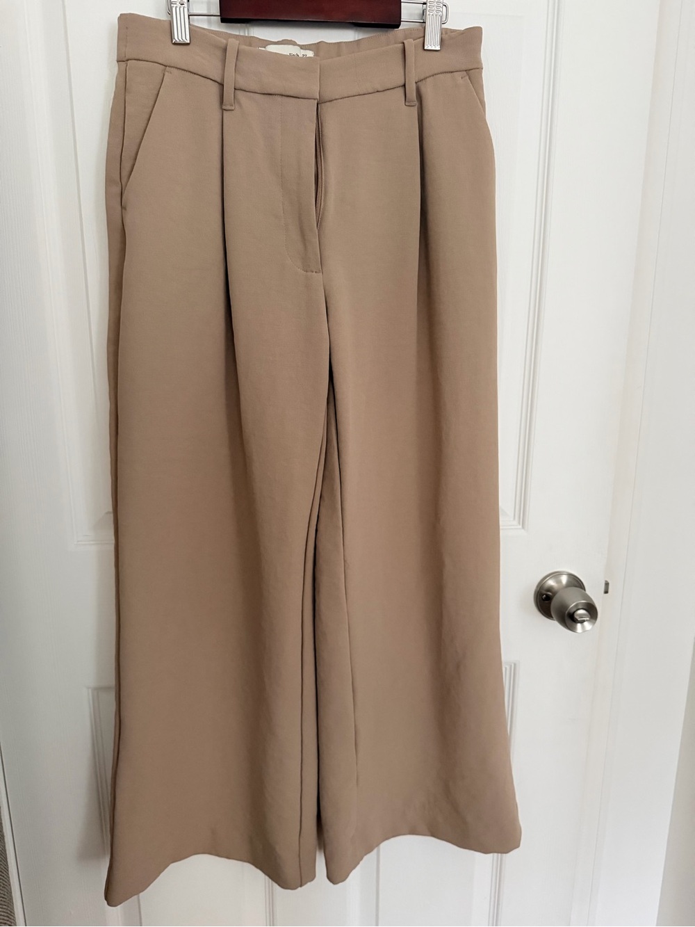 Abercrombie Sloan Wide Leg Trouser Pants, Size 4 Short